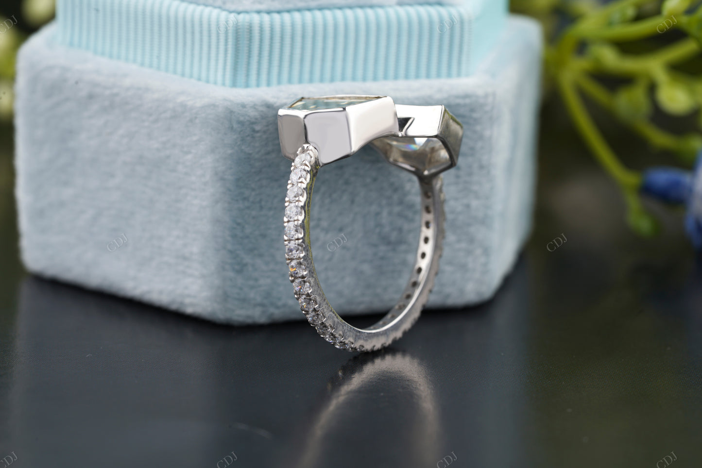 Geometric Hexagon Lab-Grown Diamond Ring