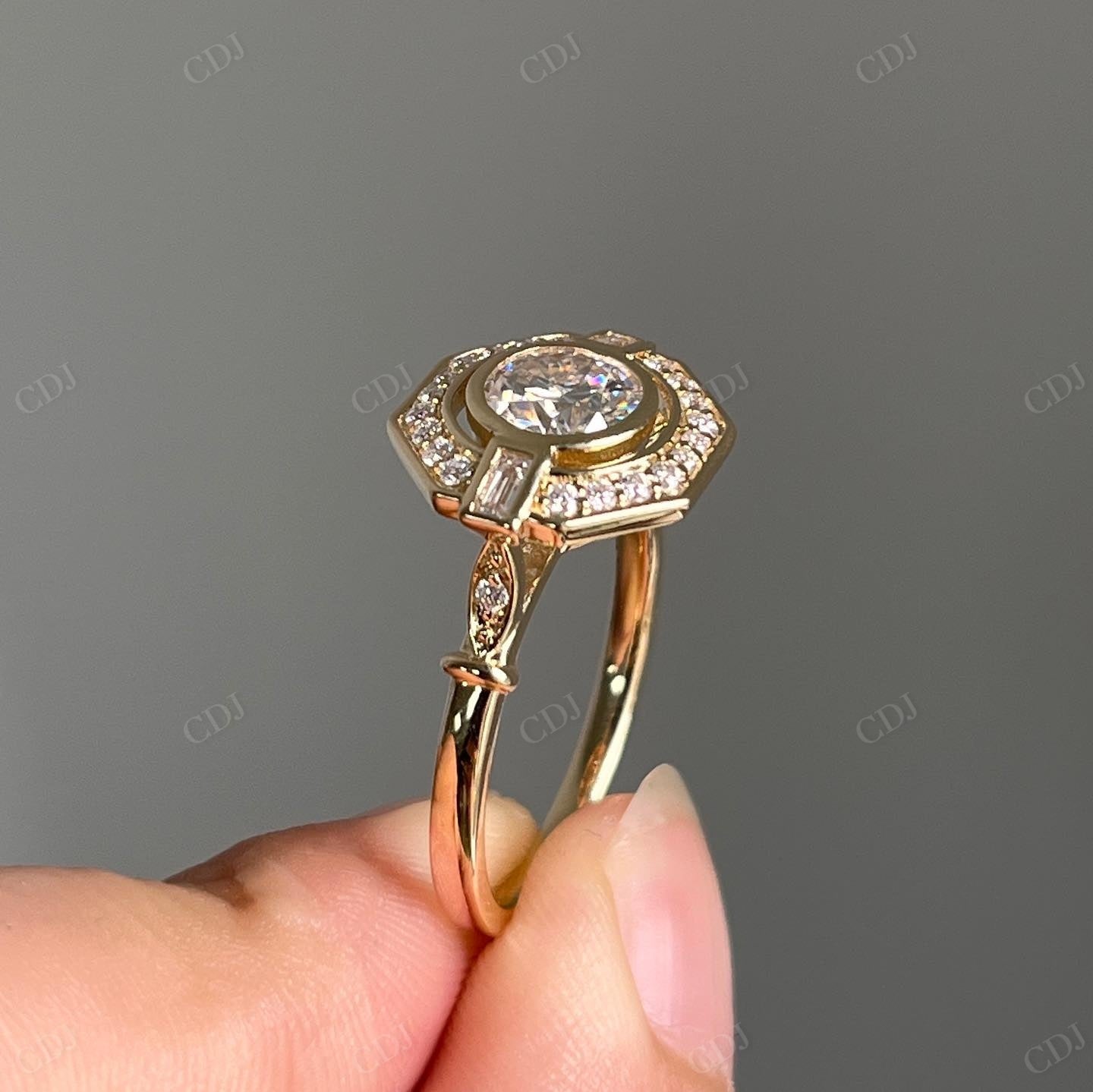 Round Cut Lab Grown Diamond Engagement Ring