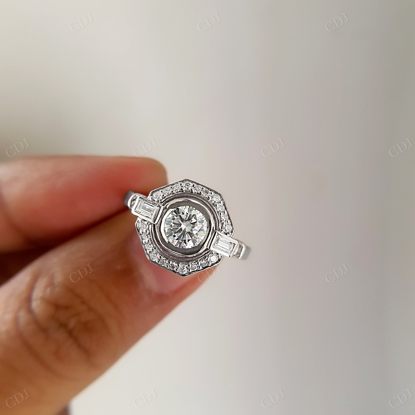 Round Cut Lab Grown Diamond Engagement Ring