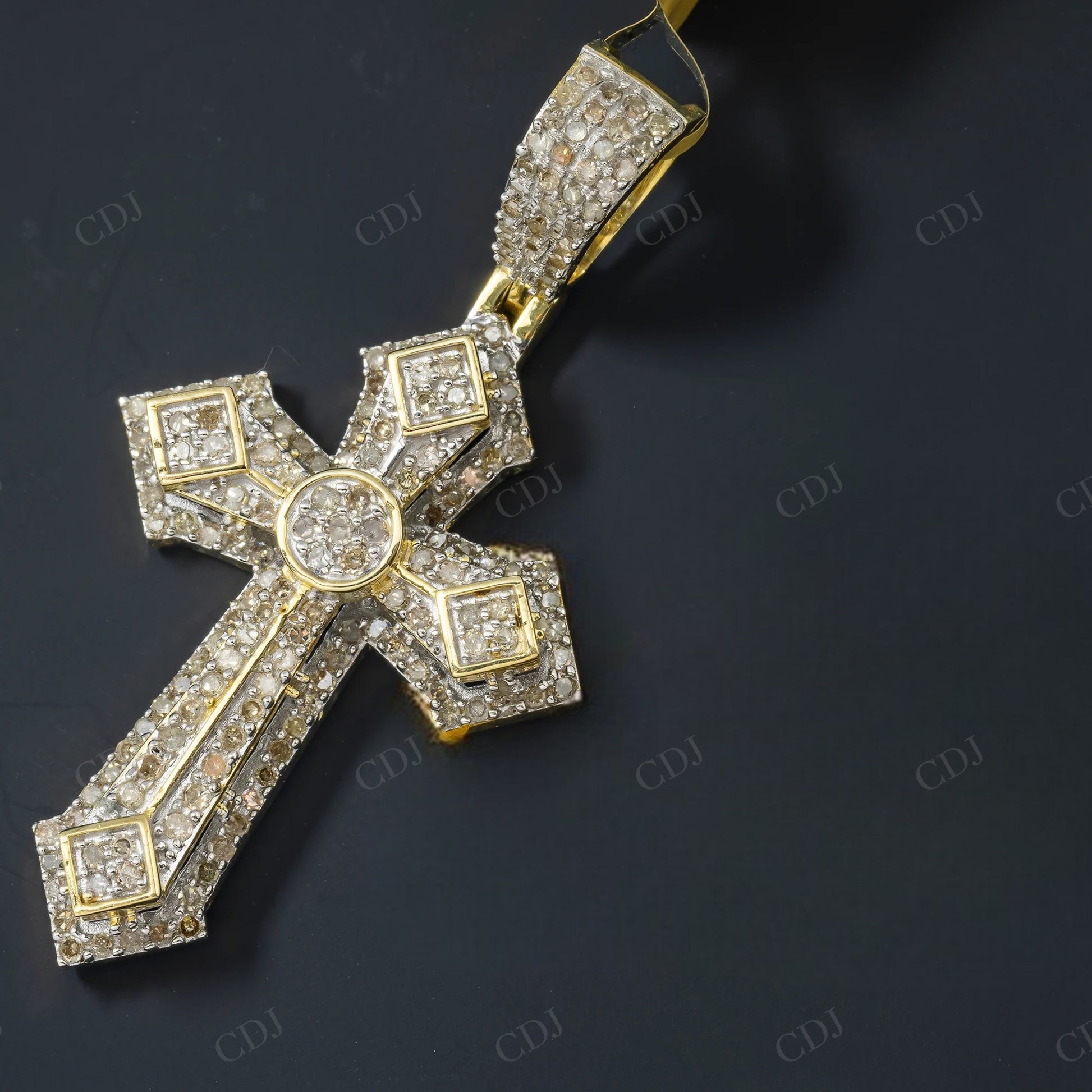 Customized Iced Out Cross 925 Silver Moissanite Pendant Hip Hop Pendent customdiamjewel