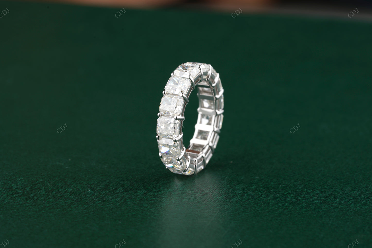 Modern Emerald Lab-Grown Diamond Band