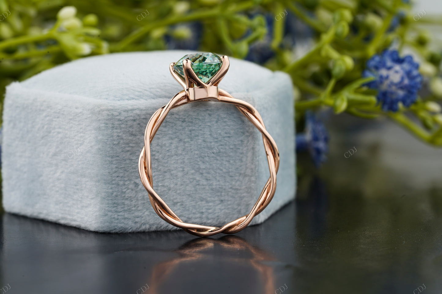 Round Green Gemstone Twisted Shank Ring
