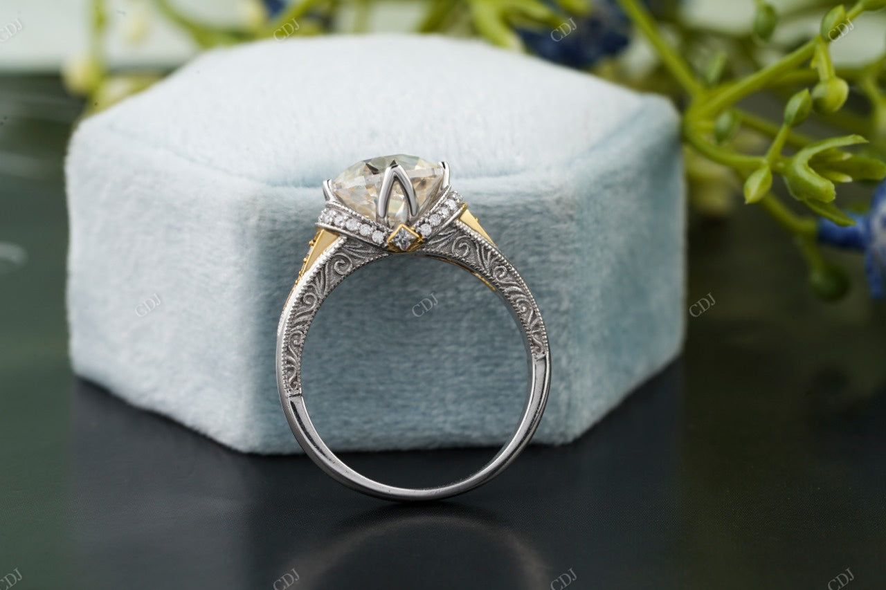 Lab-Grown Diamond Vintage Halo Ring