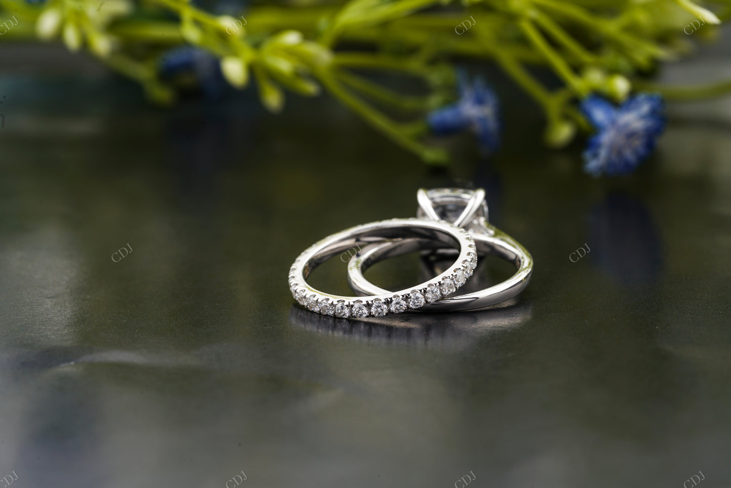Lab-Grown Diamond Halo Engagement Ring