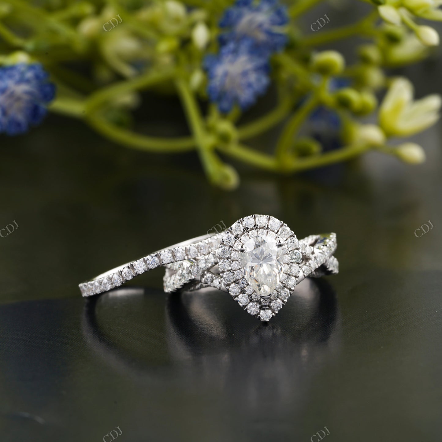 Pear Cut Lab-Grown Diamond Halo Ring