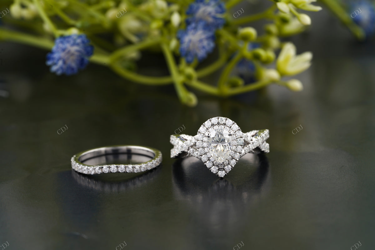 Pear Cut Lab-Grown Diamond Halo Ring