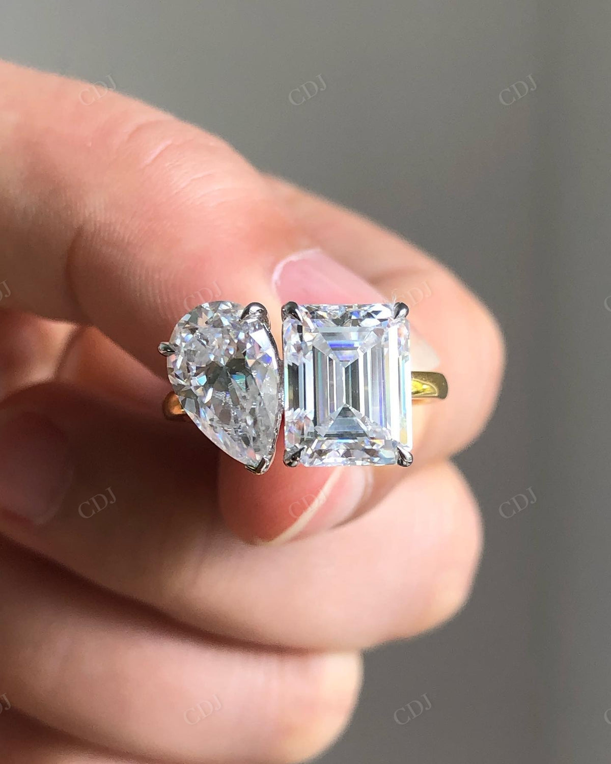 Toi et Moi Lab Grown Diamond Ring For Women customdiamjewel