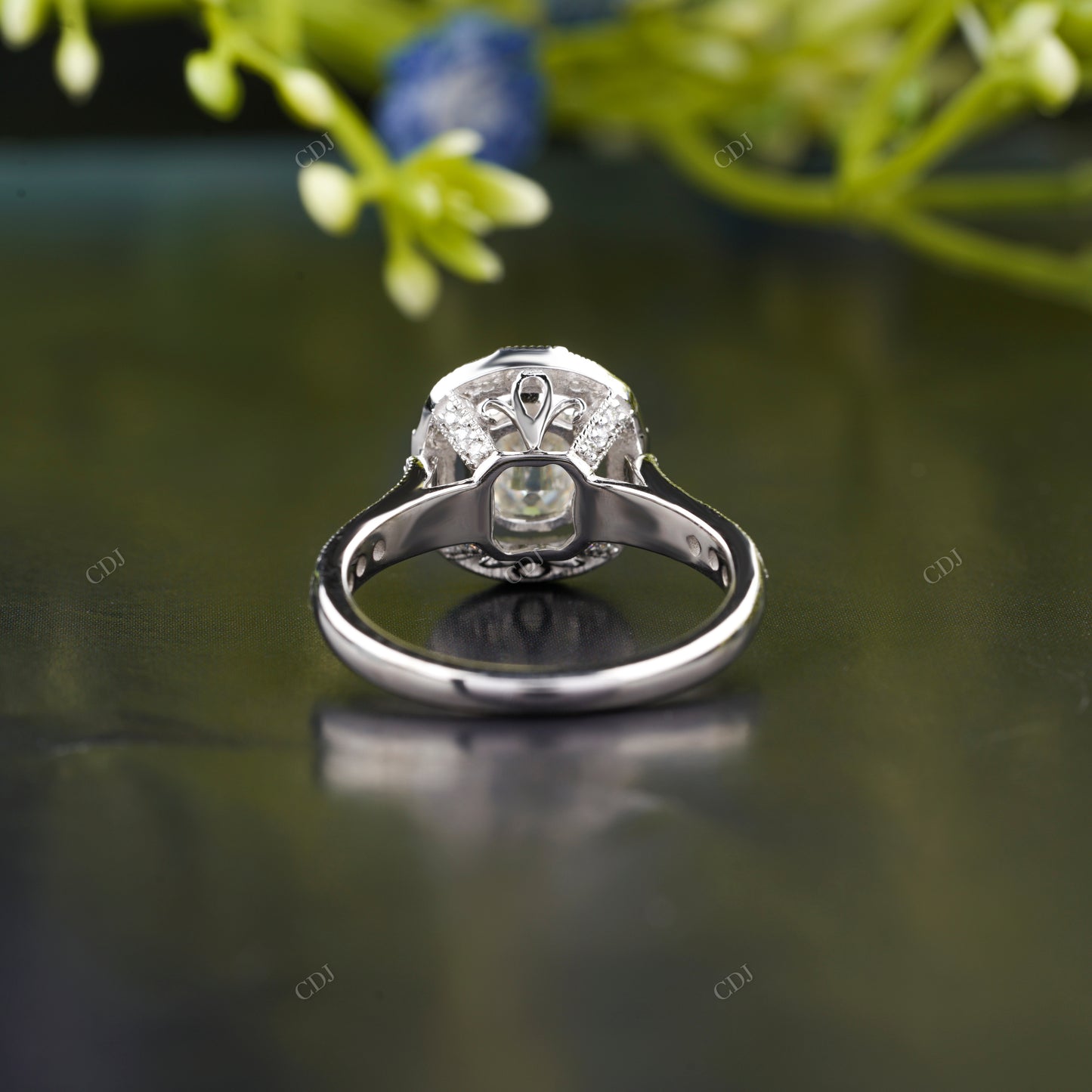 Lab-Grown Diamond cushion Halo Ring