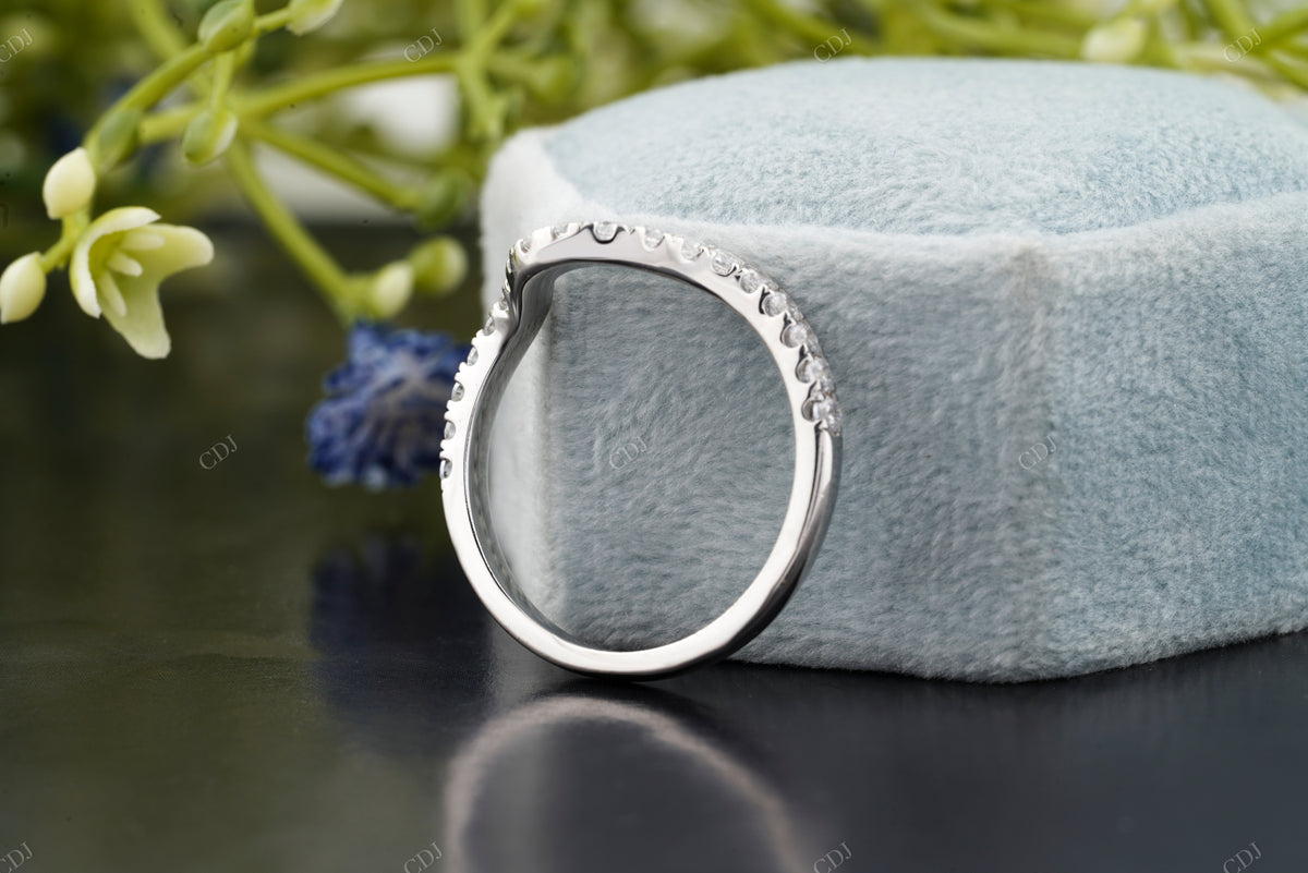 Curved Pavé Lab-Grown Diamond Band