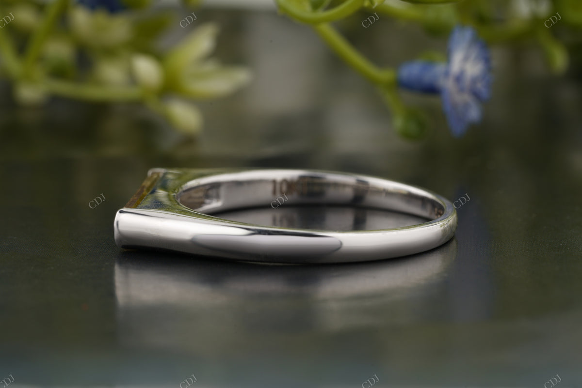 Long Baguette Moissanite Diamond Band