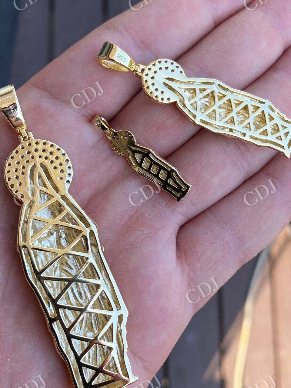 Luxury 14k Gold Virgin Mary Pendant customdiamjewel