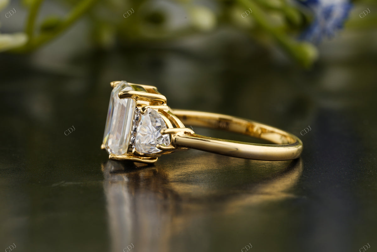 Lab-Grown Diamond Pear Side Stone Ring customdiamjewel