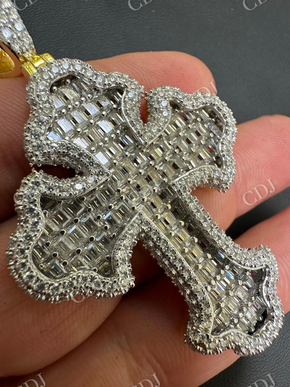 Gothic Tupac Cross Pendant – customdiamjewel