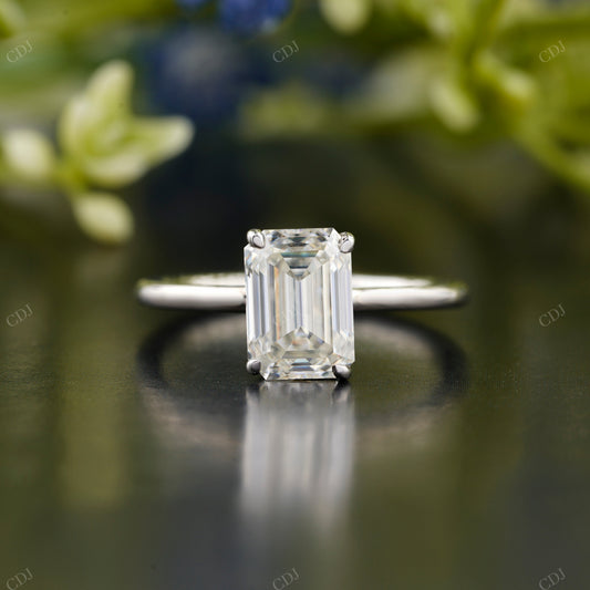 Classic Emerald Lab-Grown Diamond Ring customdiamjewel