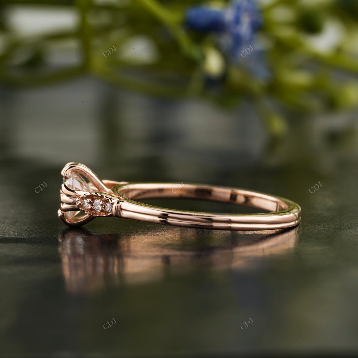 Lab-Grown Diamond Round Vintage Ring customdiamjewel
