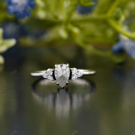 Pear Lab-Grown Diamond Three-Stone Ring customdiamjewel