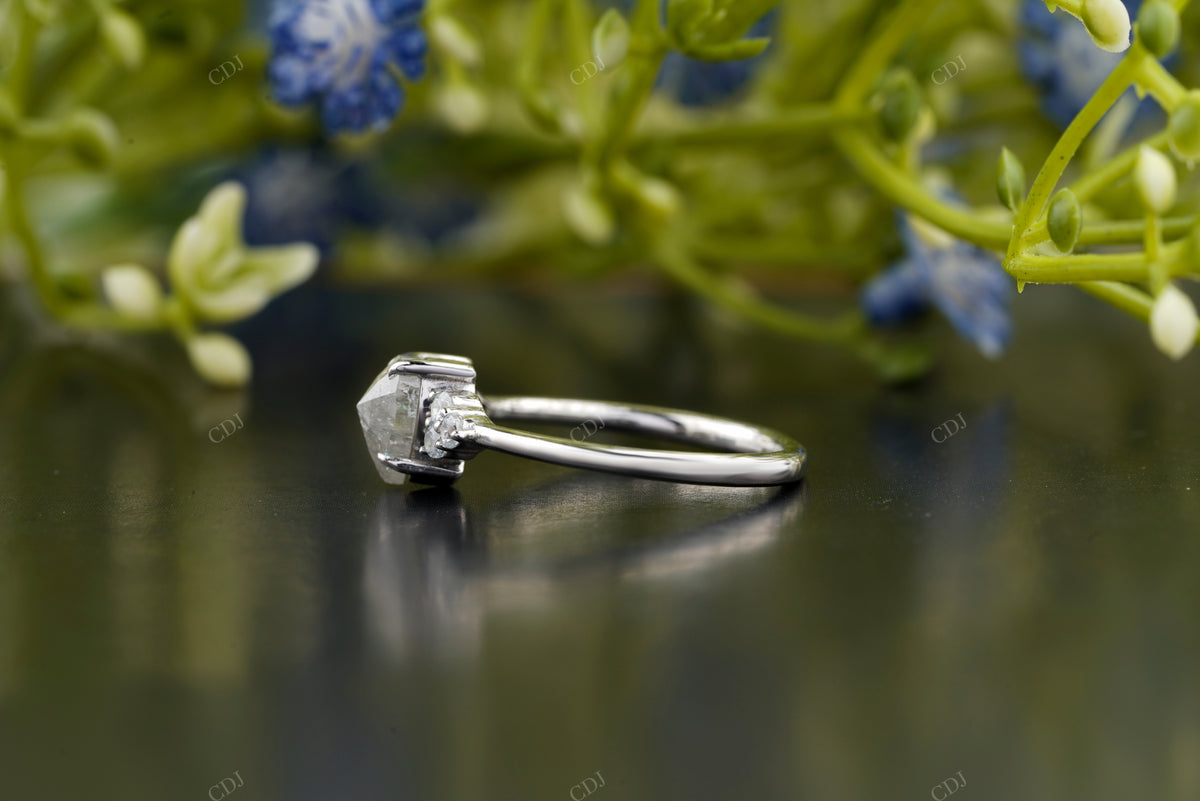 Pear Lab-Grown Diamond Three-Stone Ring customdiamjewel