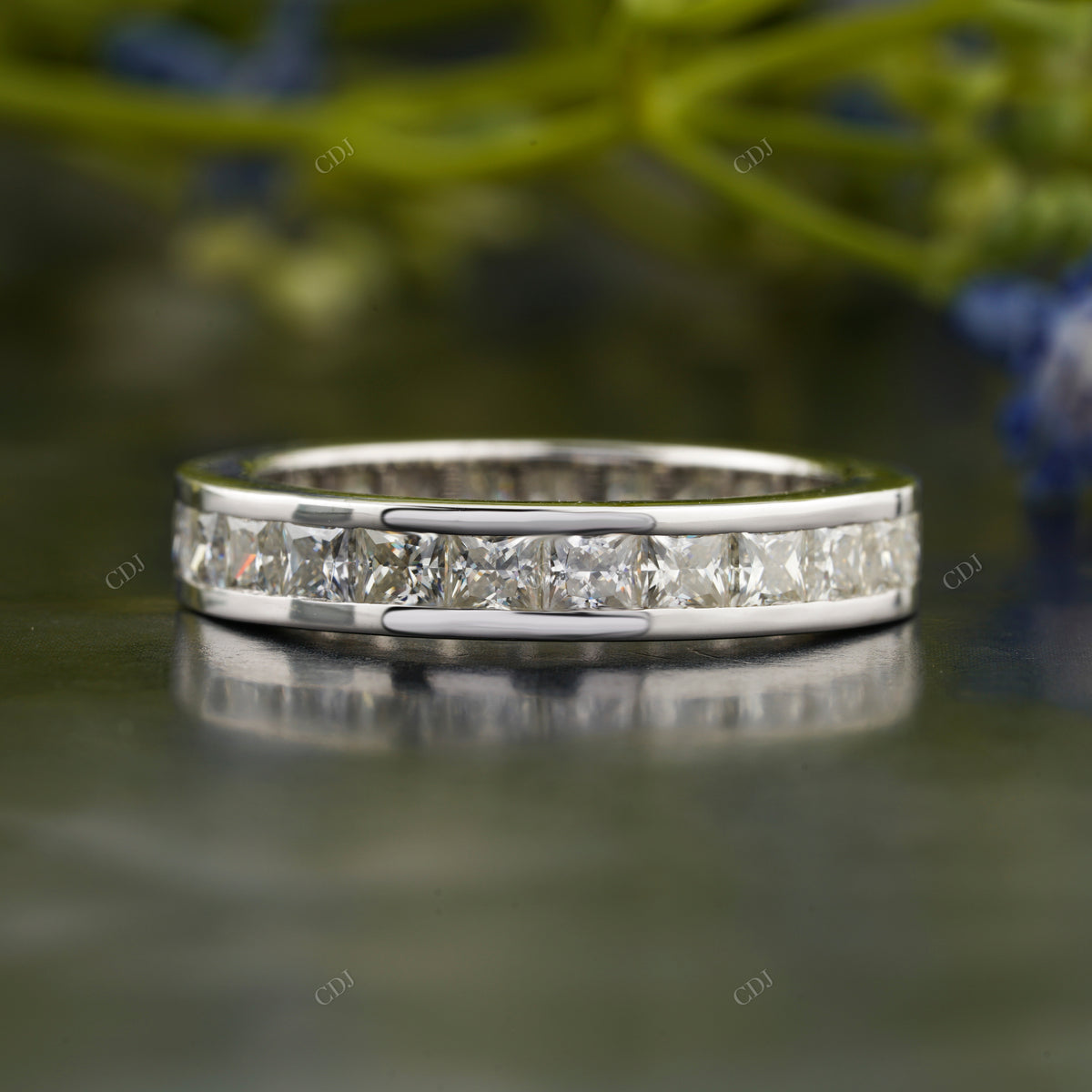 Lab-Grown Diamond Channel Set Band customdiamjewel
