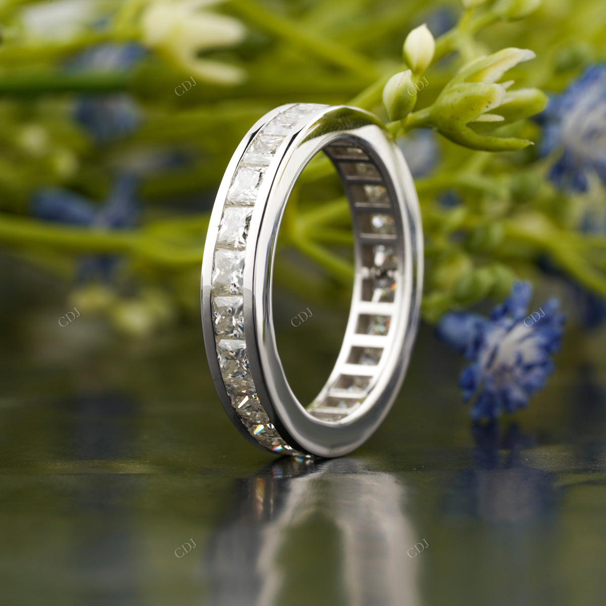 Lab-Grown Diamond Channel Set Band customdiamjewel