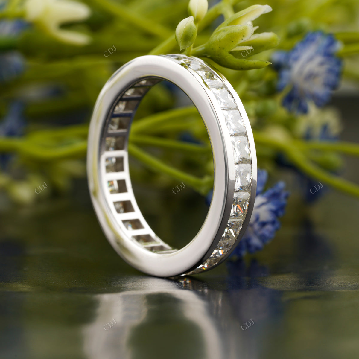 Lab-Grown Diamond Channel Set Band customdiamjewel