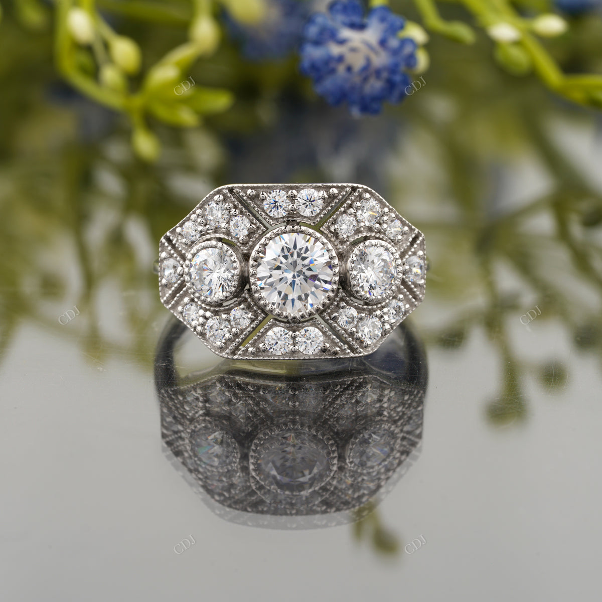Round Lab-Grown Diamond Vintage Ring