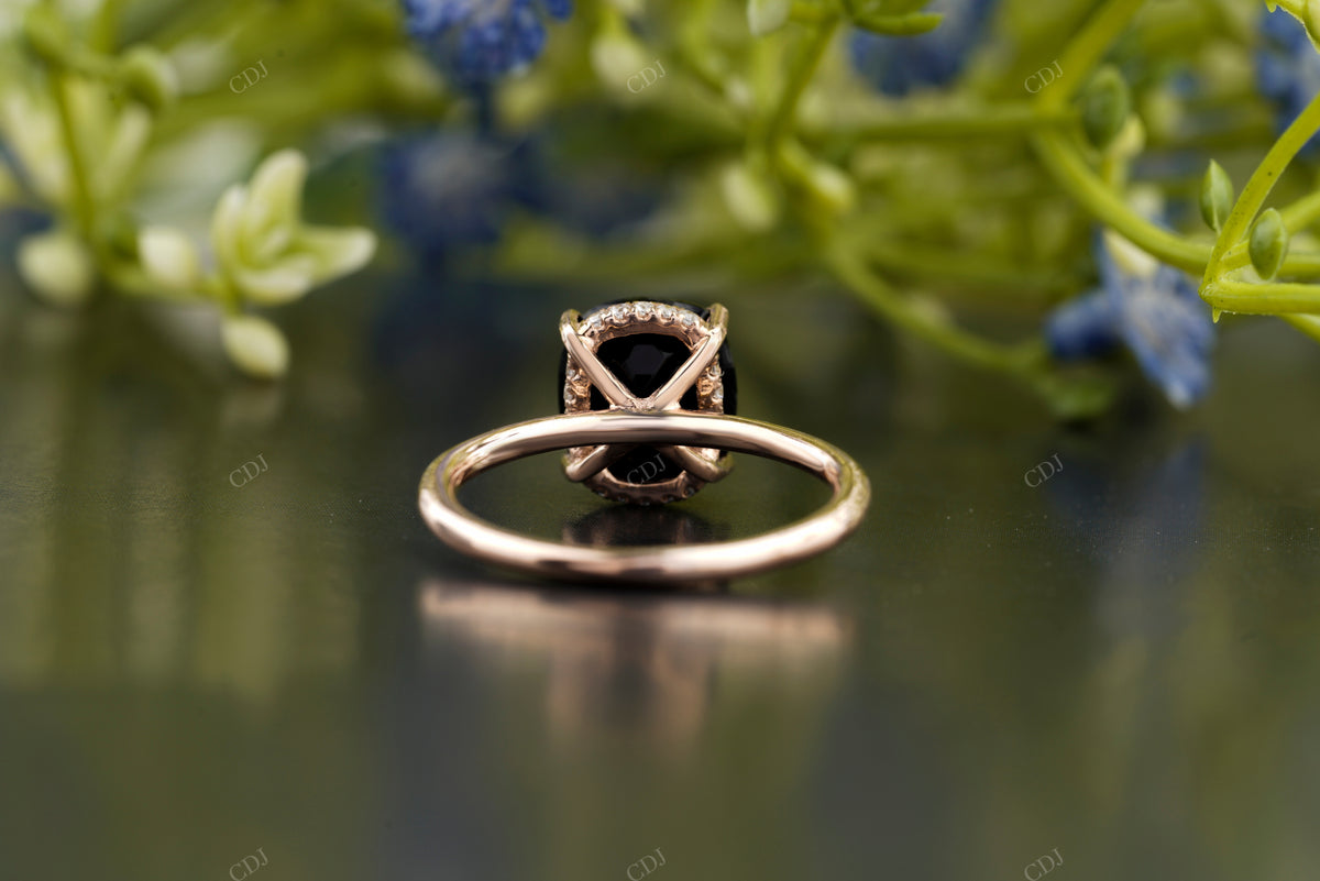 Black Cushion Four-Prong Moissanite Ring customdiamjewel