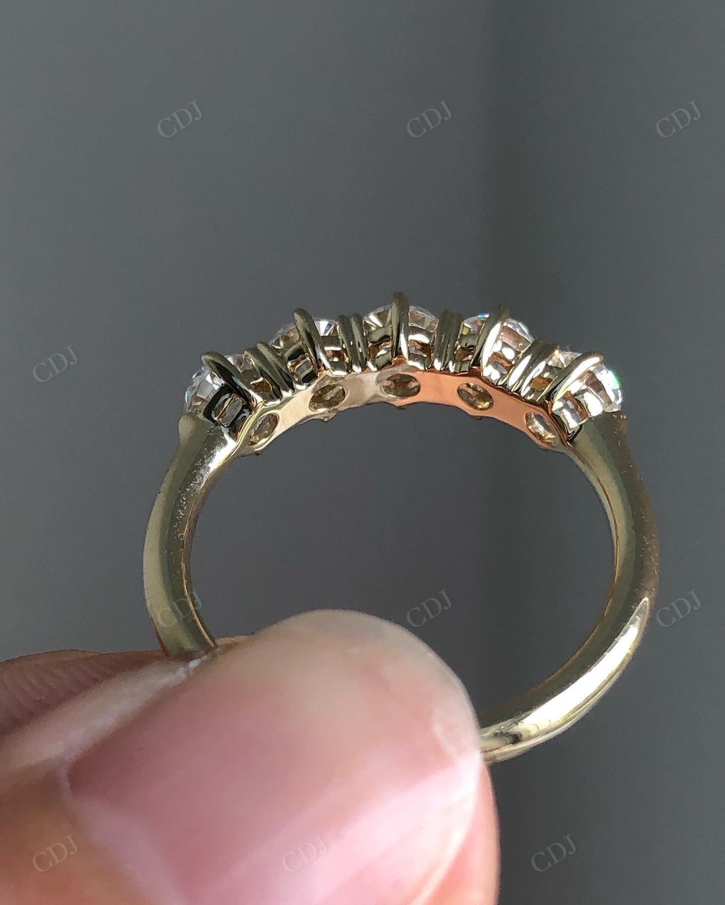 Round Cut 5 Stone Lab Grown Diamond Band