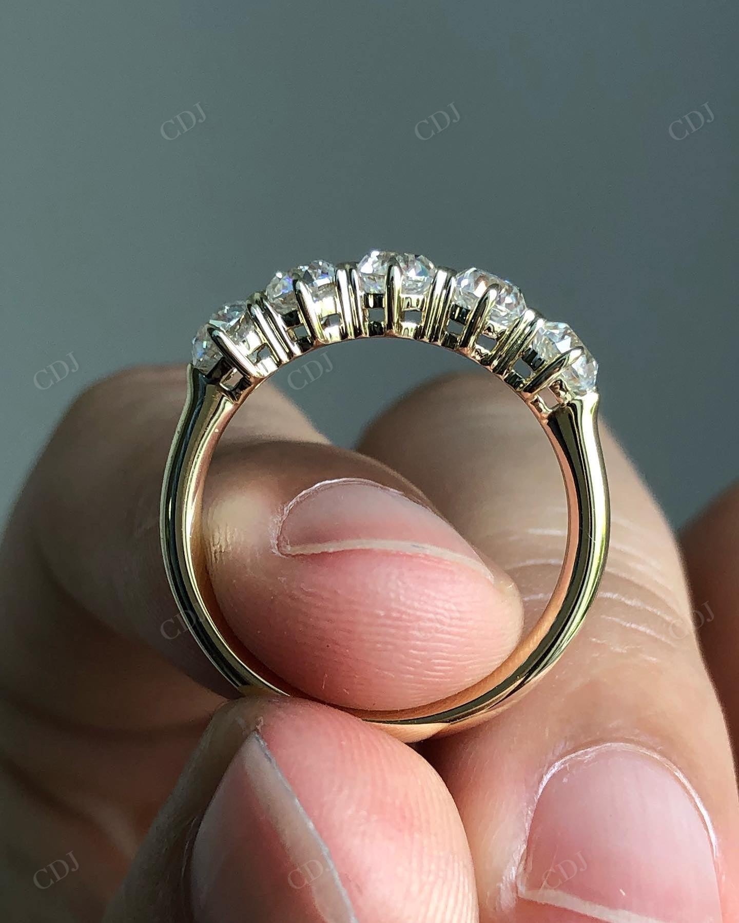 Round Cut 5 Stone Lab Grown Diamond Band