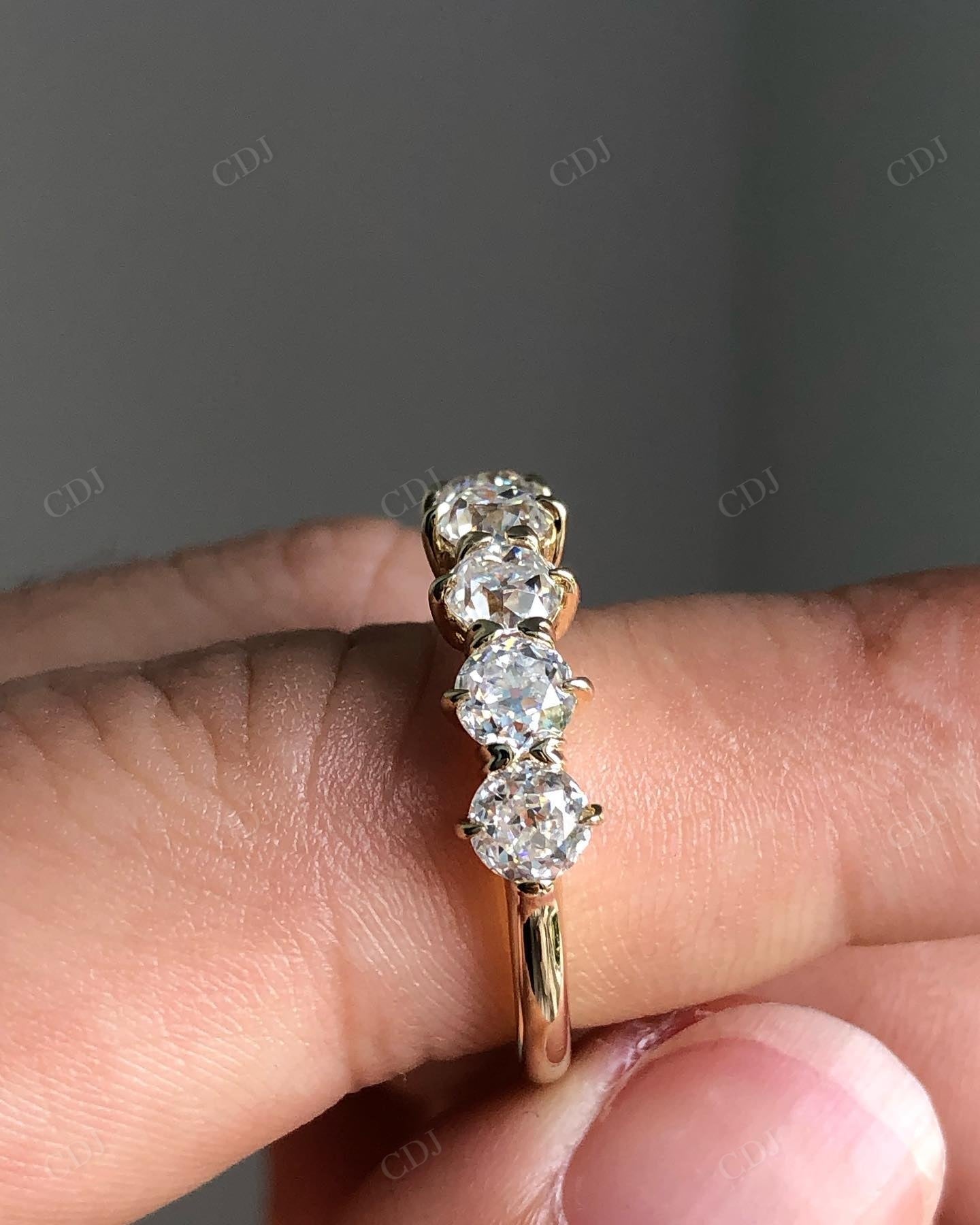 Round Cut 5 Stone Lab Grown Diamond Band