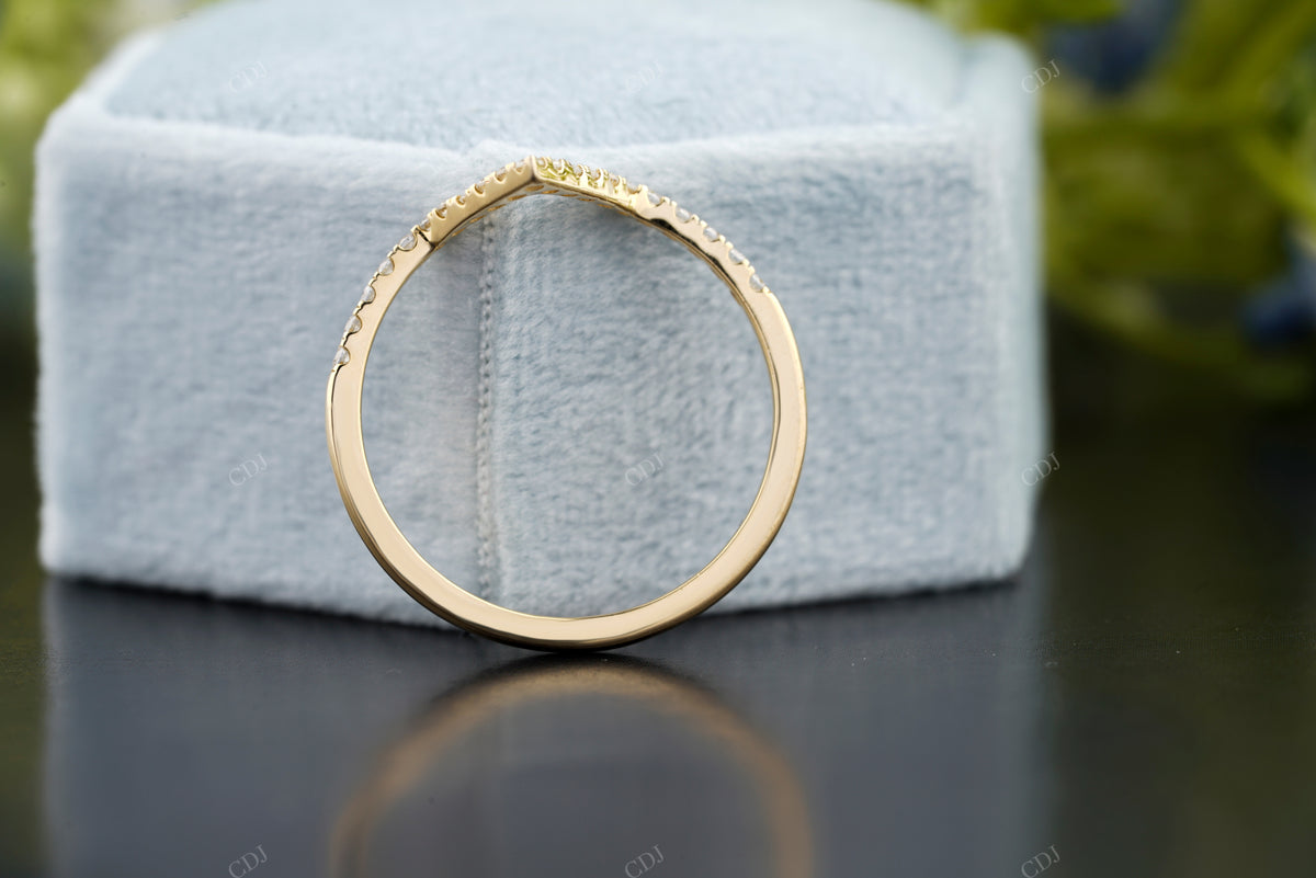 V-Shaped Lab-Grown Diamond Band customdiamjewel