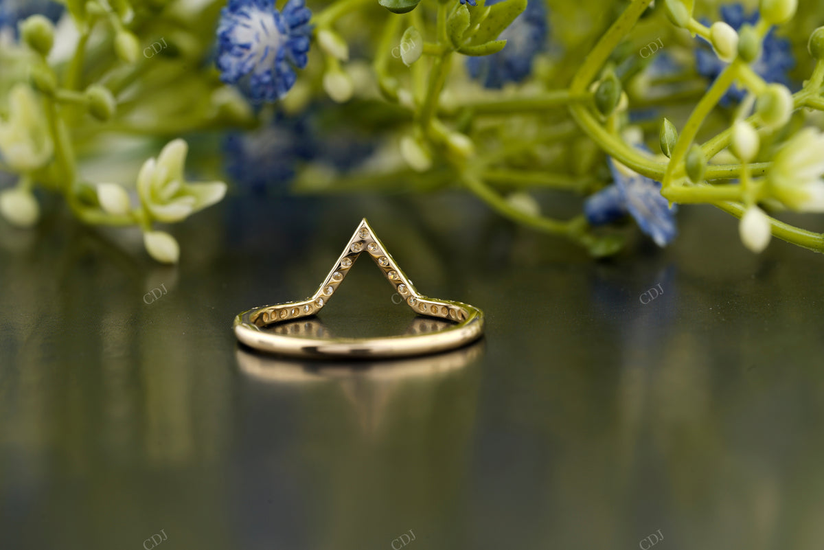 V-Shaped Lab-Grown Diamond Band customdiamjewel
