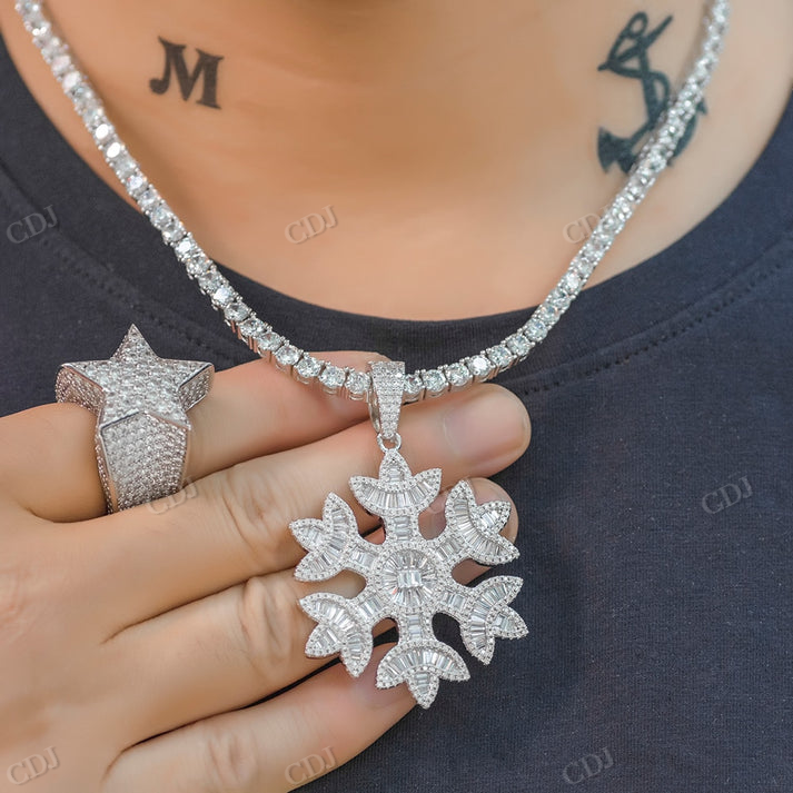 Iced Out Popular Snow Flower Hip Hop Pendant Snowflake Pendant hip hop jewelry CustomDiamJewel