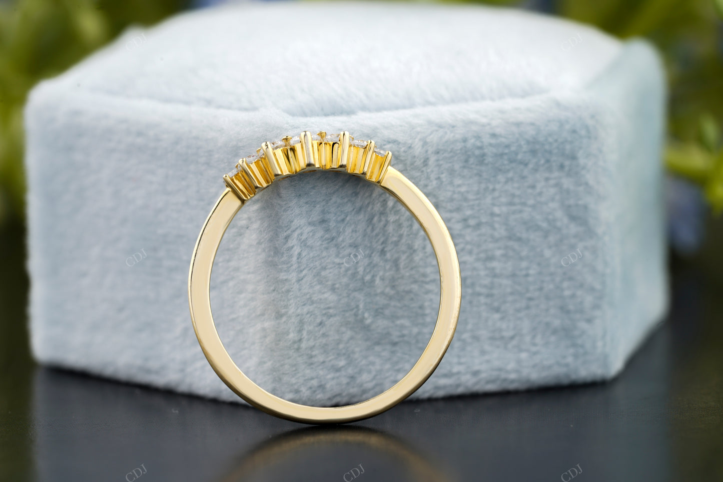 Lab-Grown Diamond V-Shaped Band