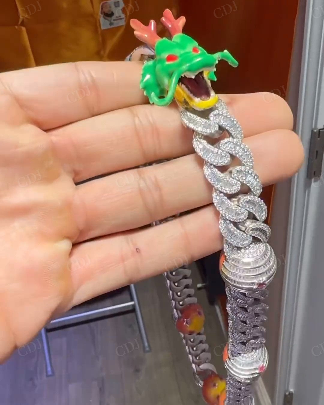 Unique Tending Fashion Moissanite Diamond Cuban Chain  customdiamjewel   