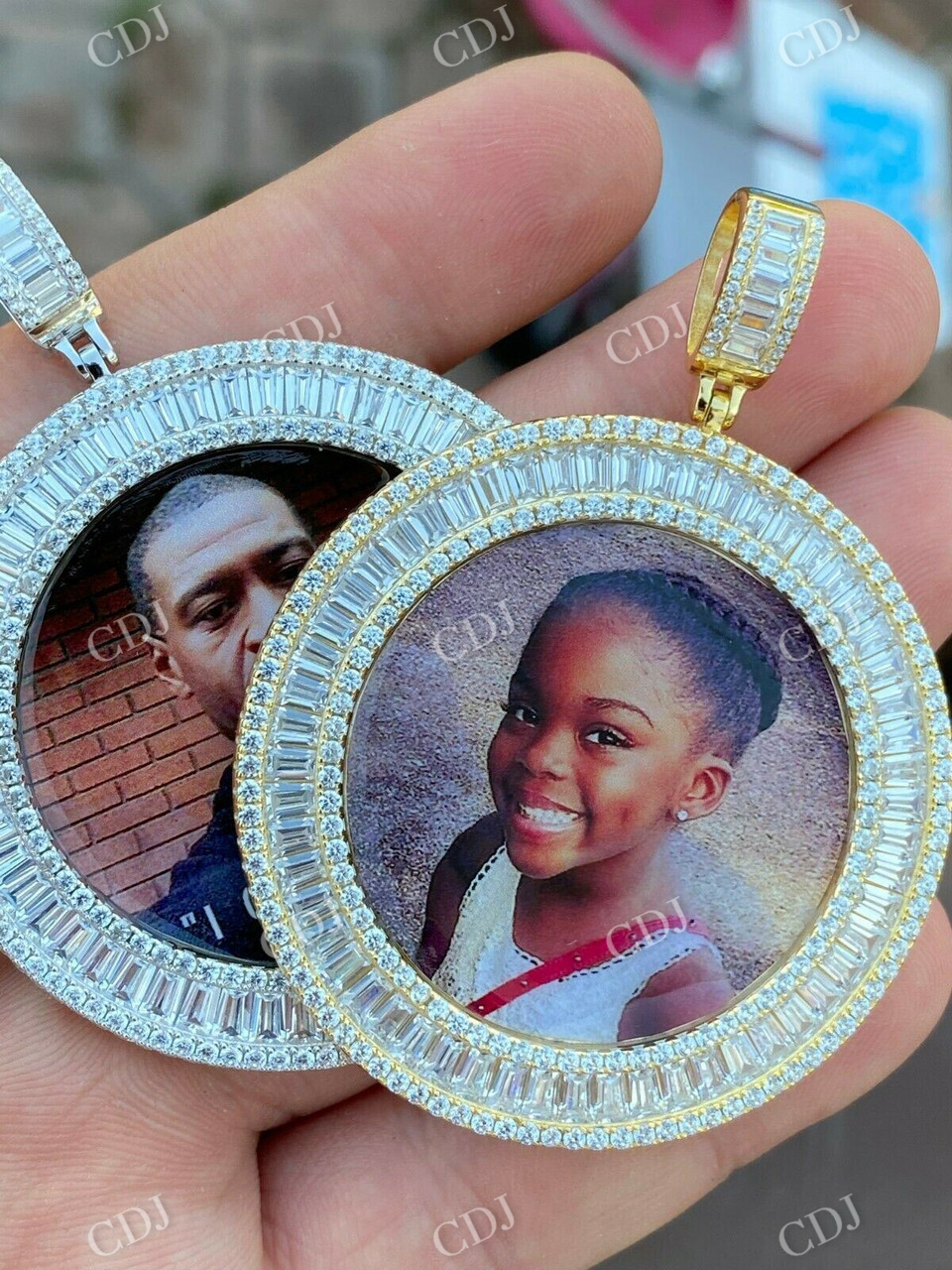 Hip Hop Round Shape Photo Frame Pendant  customdiamjewel   