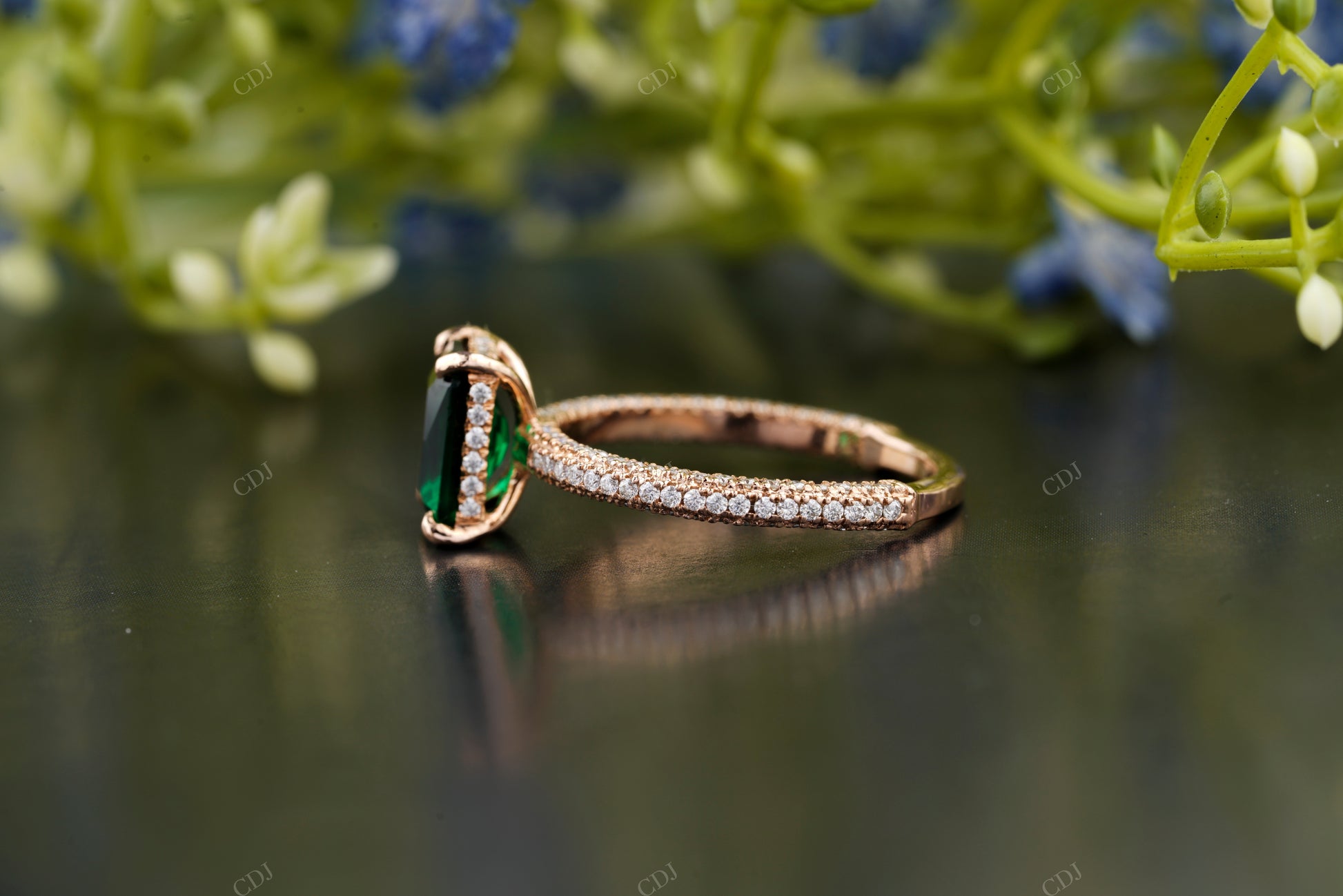 Luxury Green Emerald Engagement Ring customdiamjewel