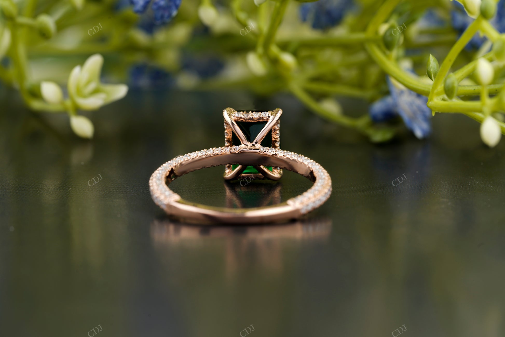 Luxury Green Emerald Engagement Ring customdiamjewel