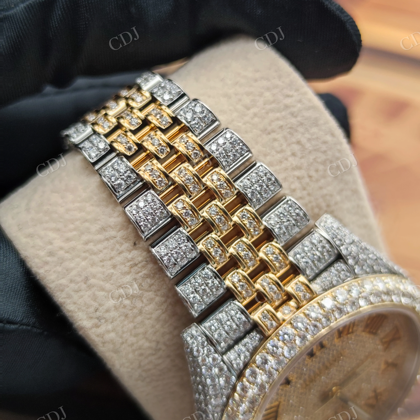 Moissanite Studded Iced Out Custom Rolex Watch customdiamjewel