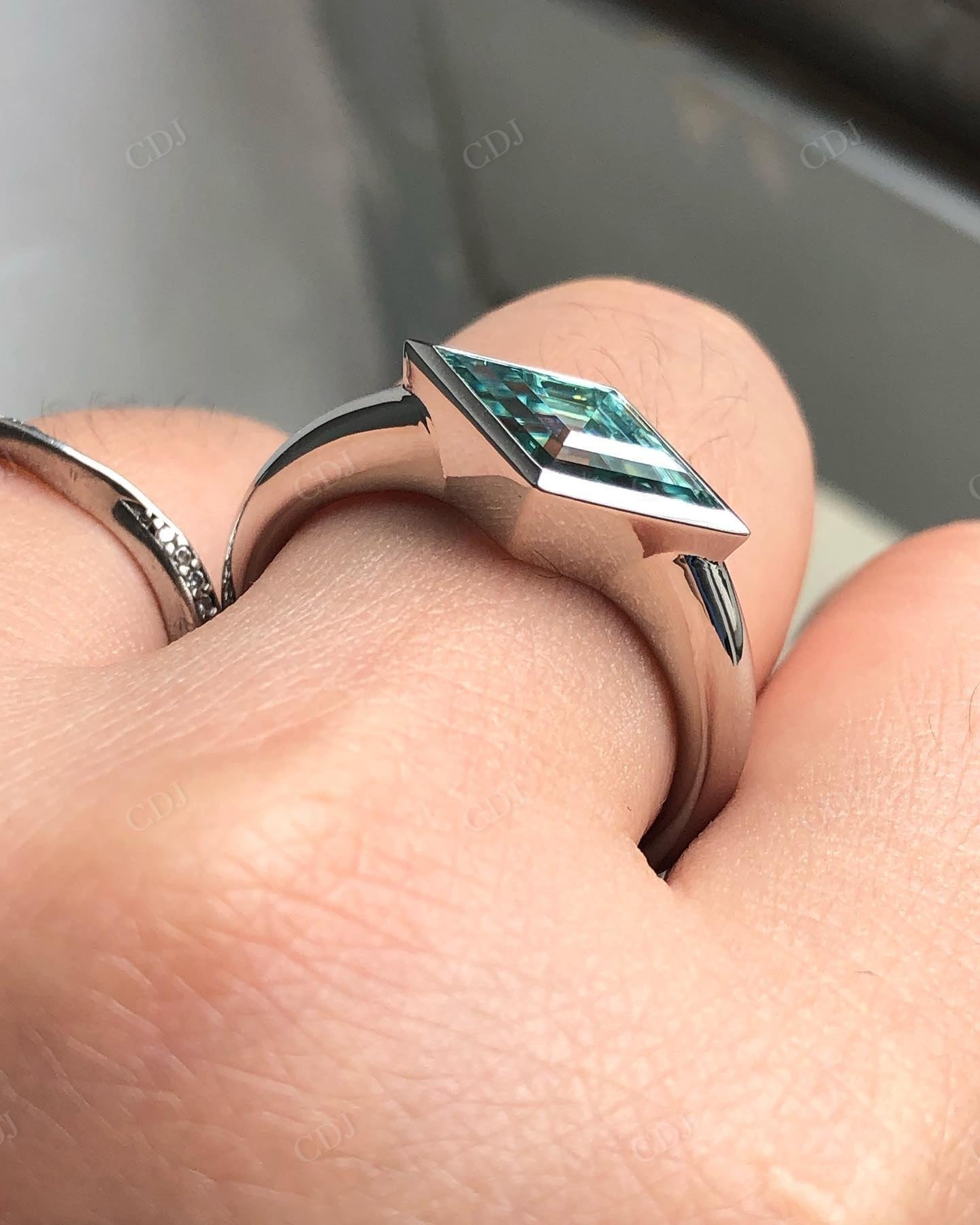 Unique Sterling Silver Solitaire Moissanite Ring
