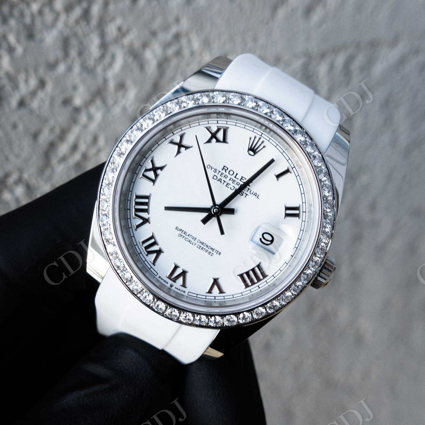 Diamond On Bezel Rolex White Rubber Belt Simple Watch customdiamjewel