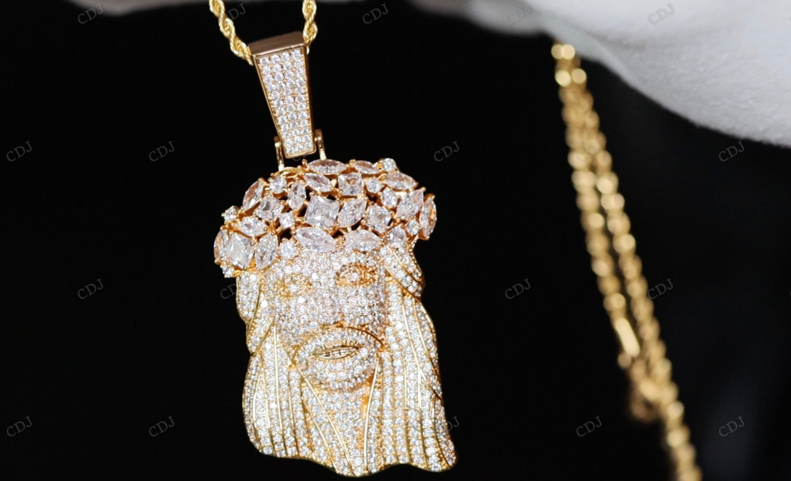 Hip Hop Moissanite Custom Jesus Face Pendant hip hop jewelry CustomDiamJewel