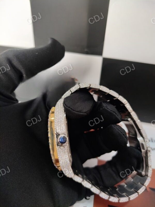 Round cut Fully Iced-Out Moissanite Diamond Watch customdiamjewel