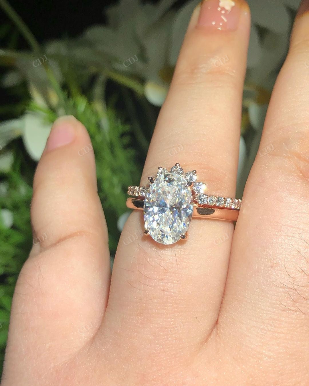 Oval Cut Lab Grown Diamond Bridal Ring Set