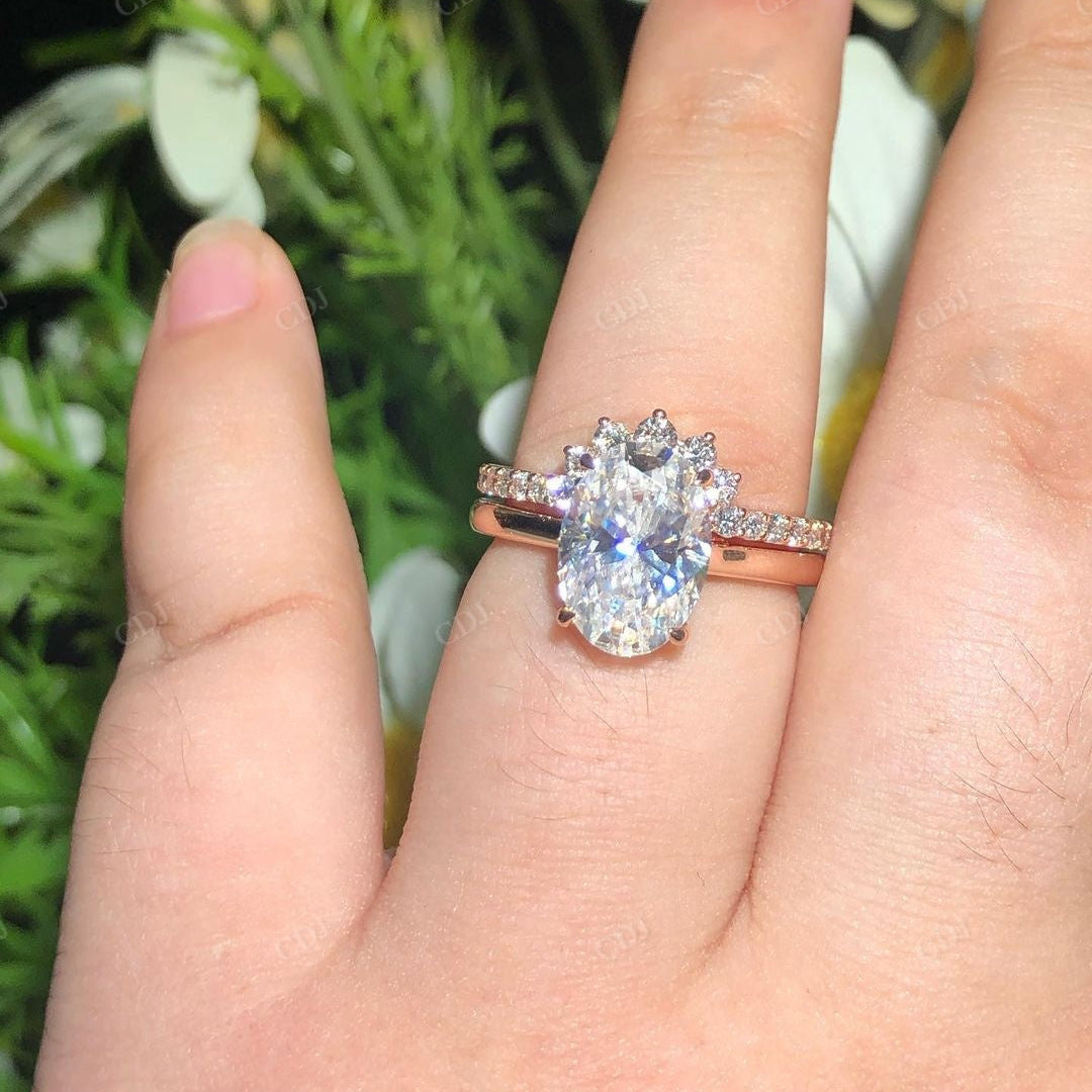 Oval Cut Lab Grown Diamond Bridal Ring Set