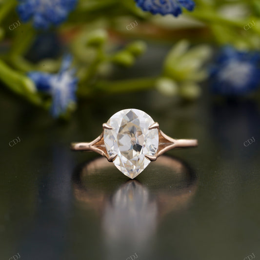 Pear Lab-Grown Diamond Split Shank Ring