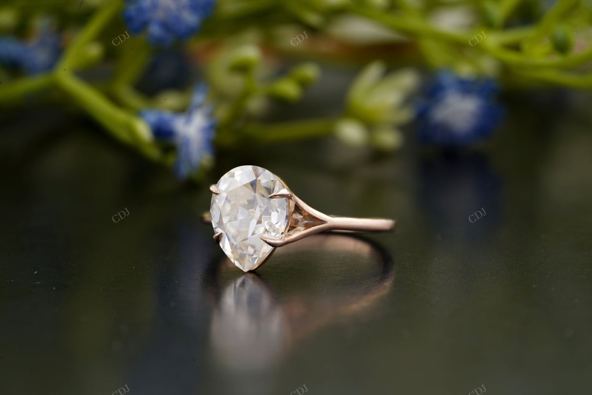 Pear Lab-Grown Diamond Split Shank Ring customdiamjewel