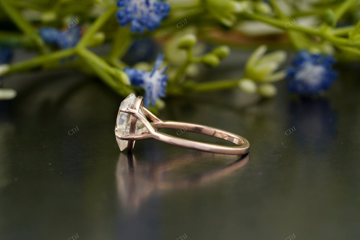 Pear Lab-Grown Diamond Split Shank Ring customdiamjewel