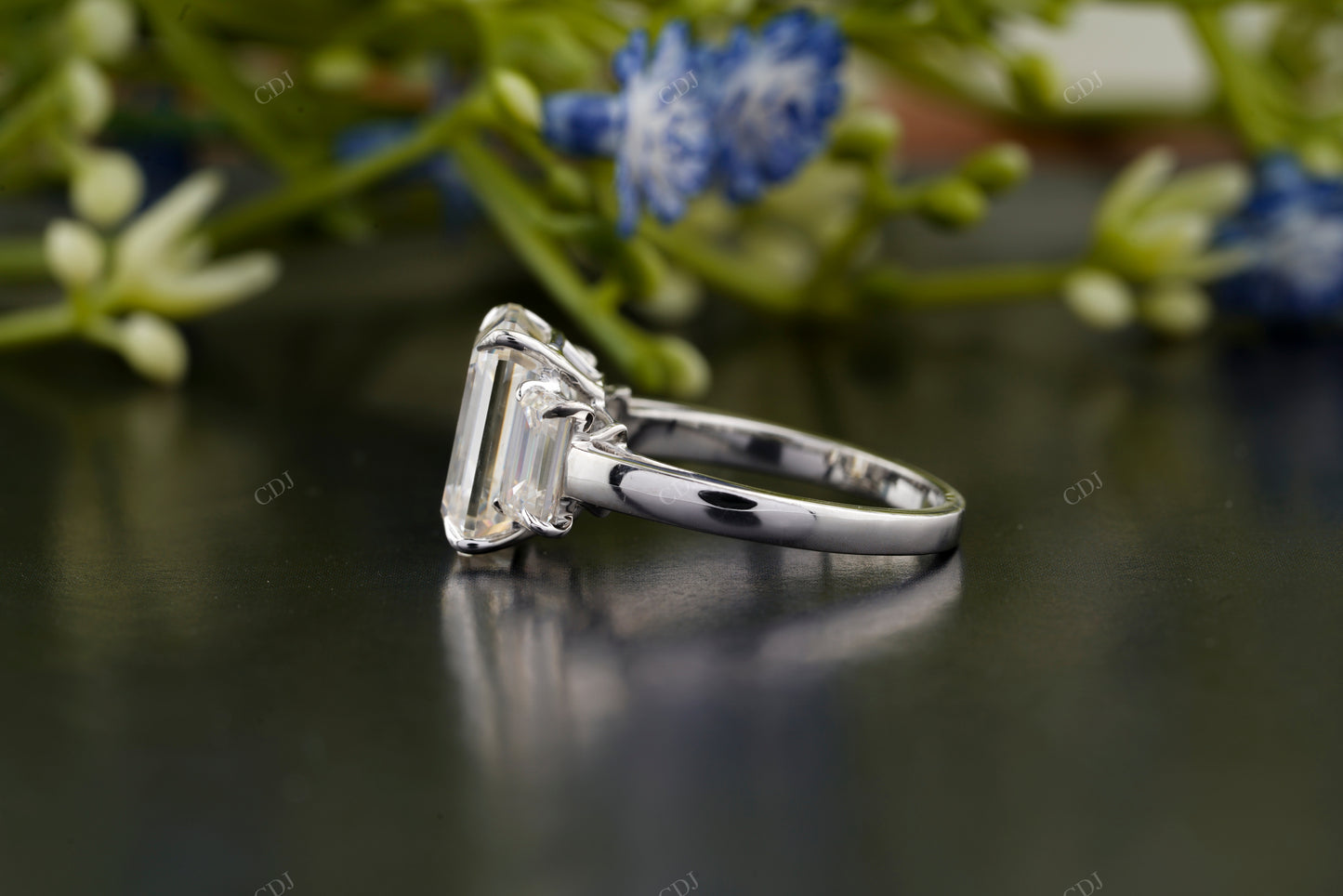Emerald Lab-Grown Diamond Trilogy Ring