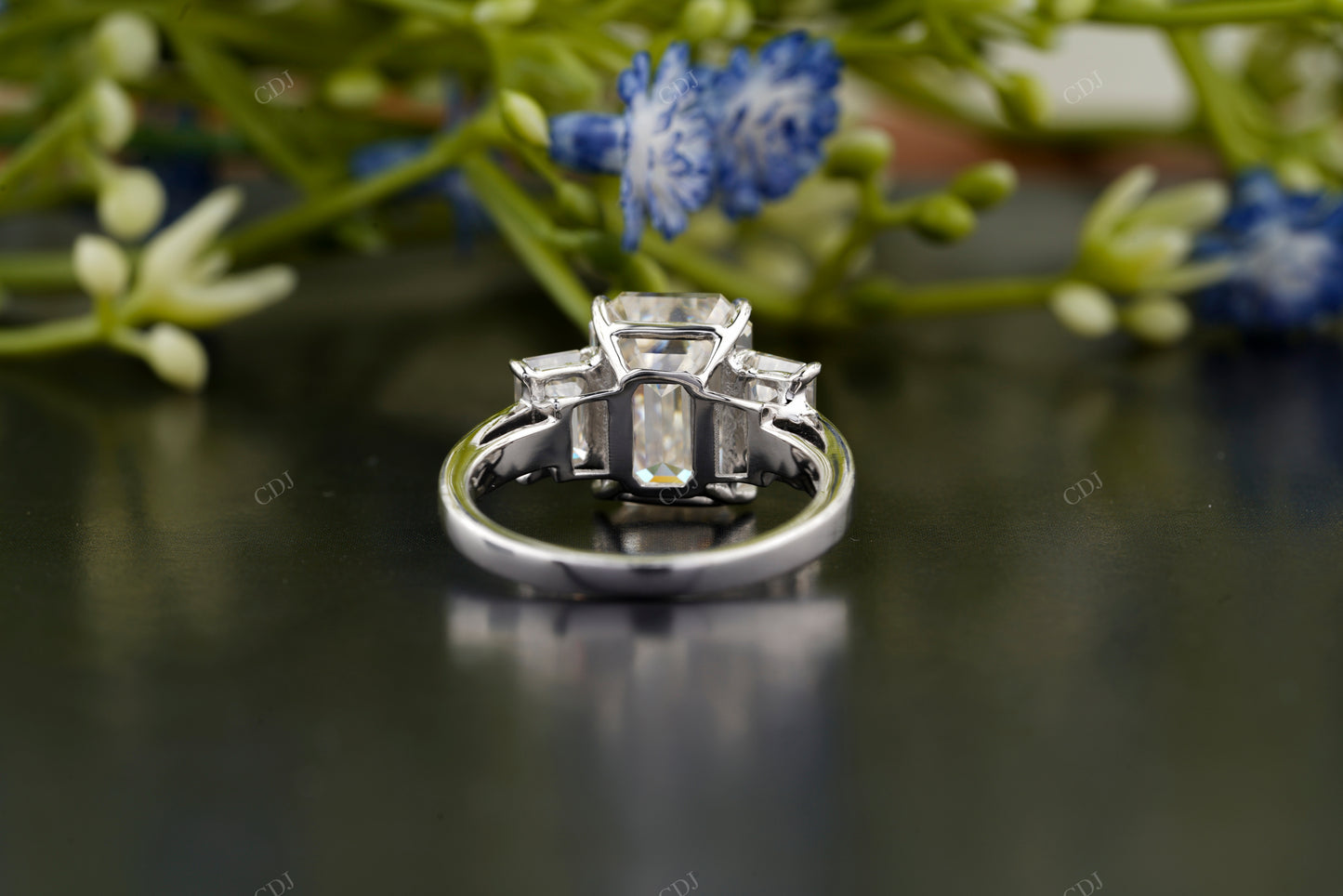Emerald Lab-Grown Diamond Trilogy Ring