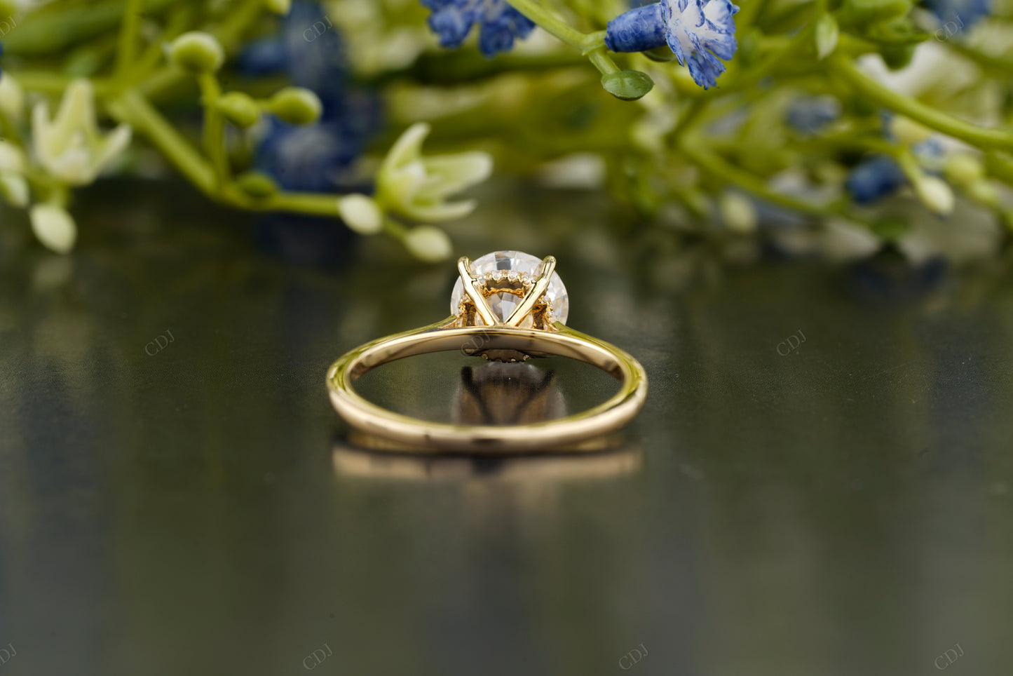 Classic Round Lab-Grown Diamond Ring